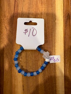 Blue Ombre Beaded Bracelet with Cross Charm (Size 5.5)